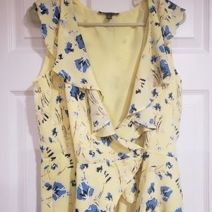 Floral ruffle wrap sleeveless top